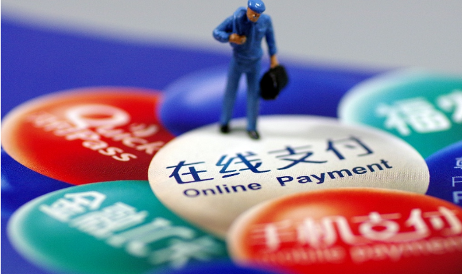 多元化消费:金付宝POS机用户如何避免在单一商户刷卡被风控？